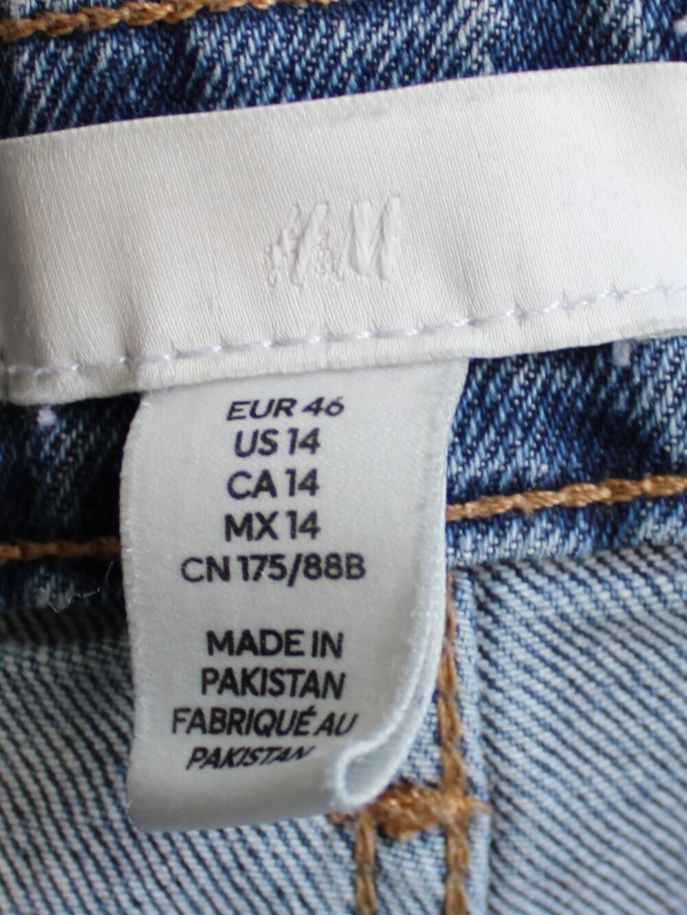 H&M Mom Slim Fit High Waist Ankle Jeans Blue Cotton Denim Women's Size 14 - Picture 3 of 5